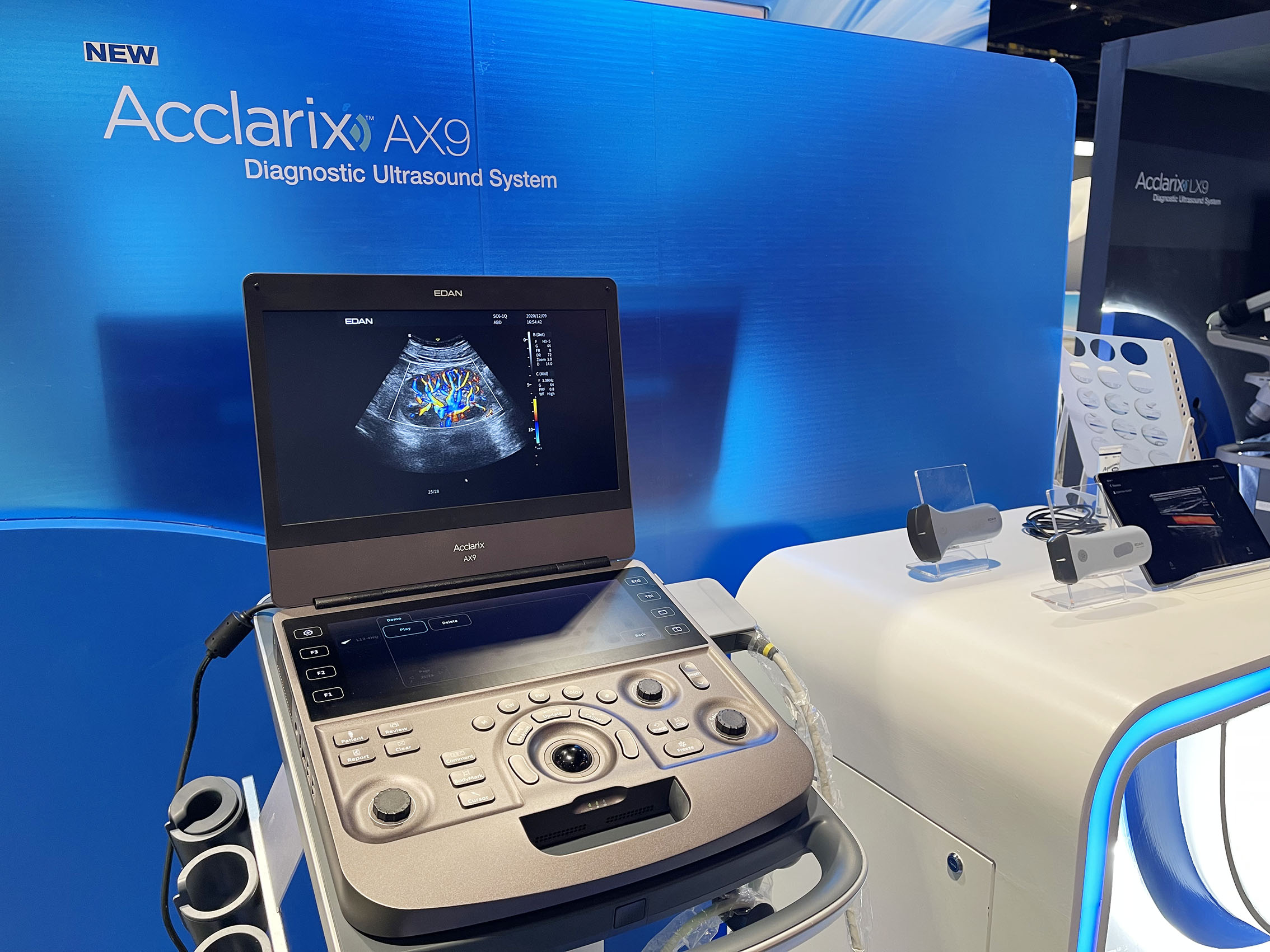 Acclarix AX9 @ RSNA 2024.jpg